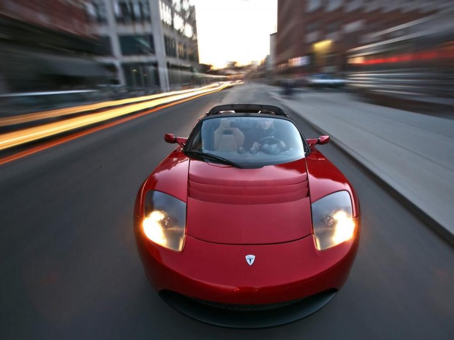  Tesla Roadster Over Unpaid Bill Magna Sues 2008 года  (фото 11 из 11)